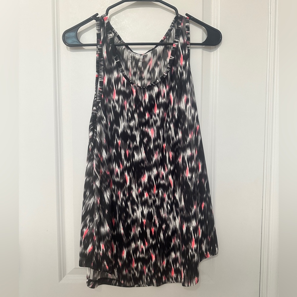 Torrid Active Top Black Pink White Size 0